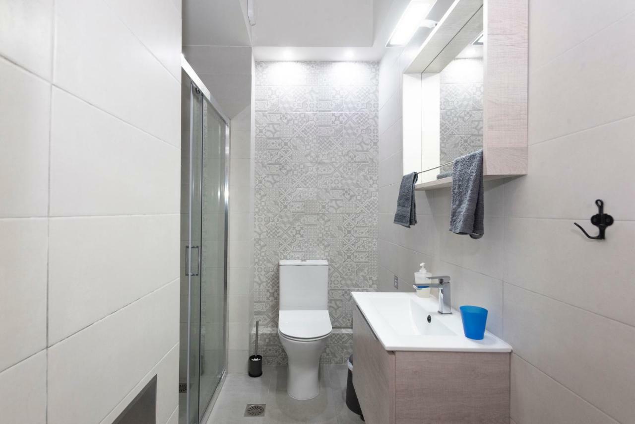 D. Apartments 卡拉马塔 外观 照片