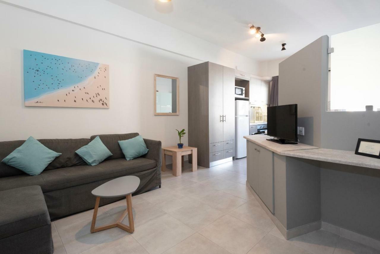 D. Apartments 卡拉马塔 外观 照片